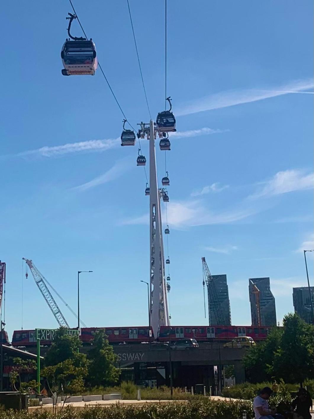 Excel, O2, Canary Wharf, London City Airport - Free Parking 外观 照片